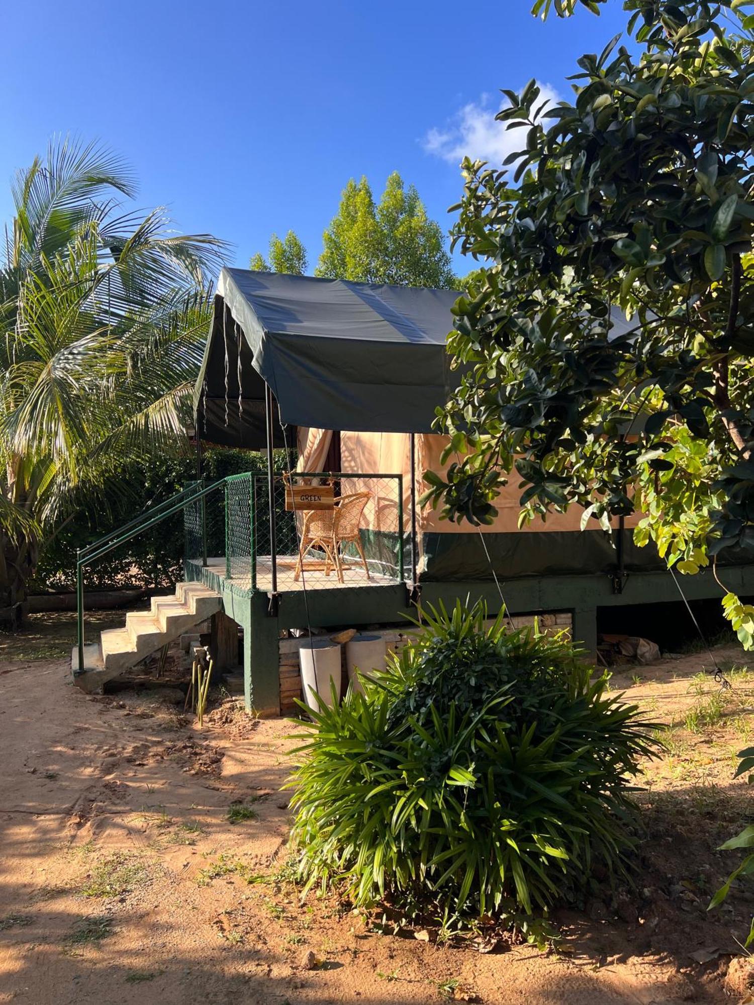 At One - Glamping Hotel Rekawa Bagian luar foto