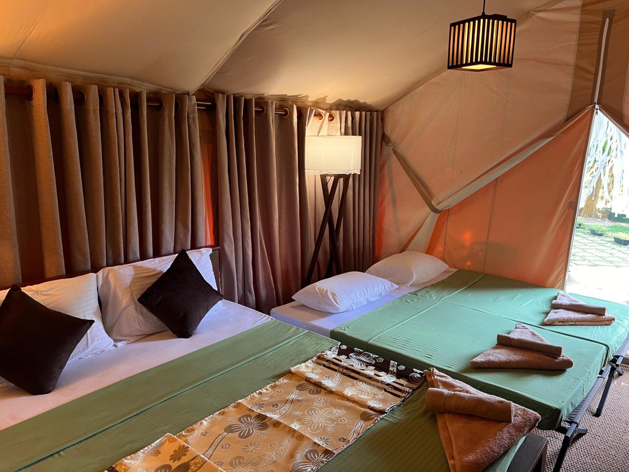 At One - Glamping Hotel Rekawa Bagian luar foto
